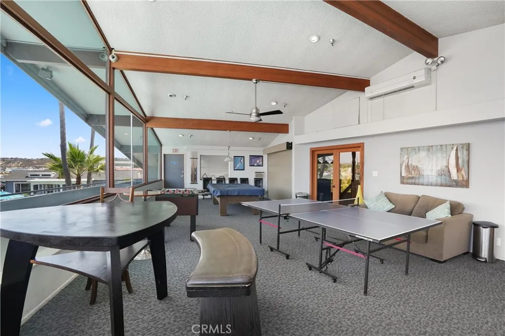 142 Liberty Newport Beach, CA 92660