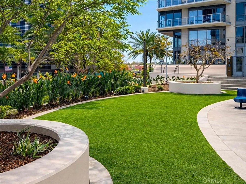 9 MacArthur Place #304 Santa Ana, CA 92707