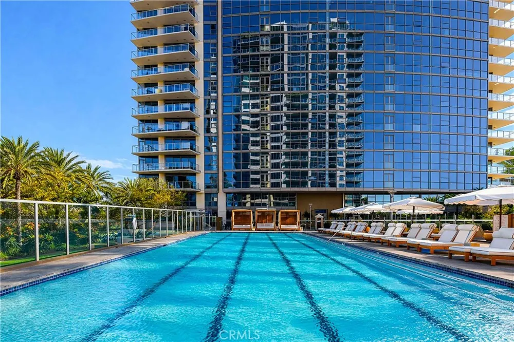 9 MacArthur Place #304 Santa Ana, CA 92707