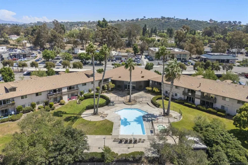 4095 Bonita Road #222 Bonita, CA 91902