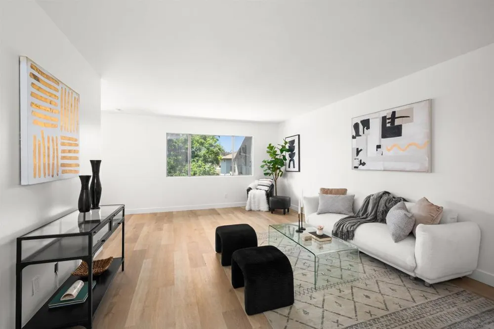 4095 Bonita Road #222 Bonita, CA 91902