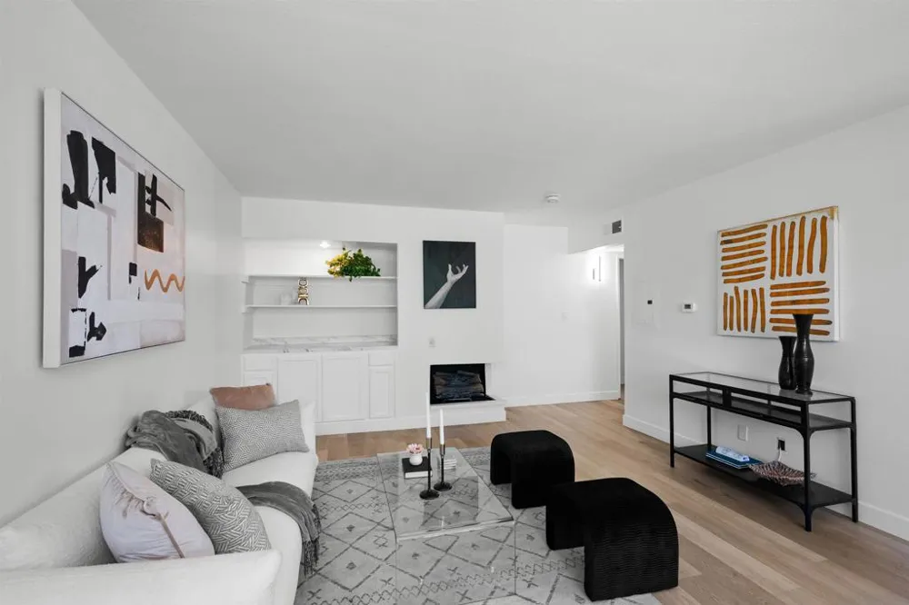 4095 Bonita Road #222 Bonita, CA 91902