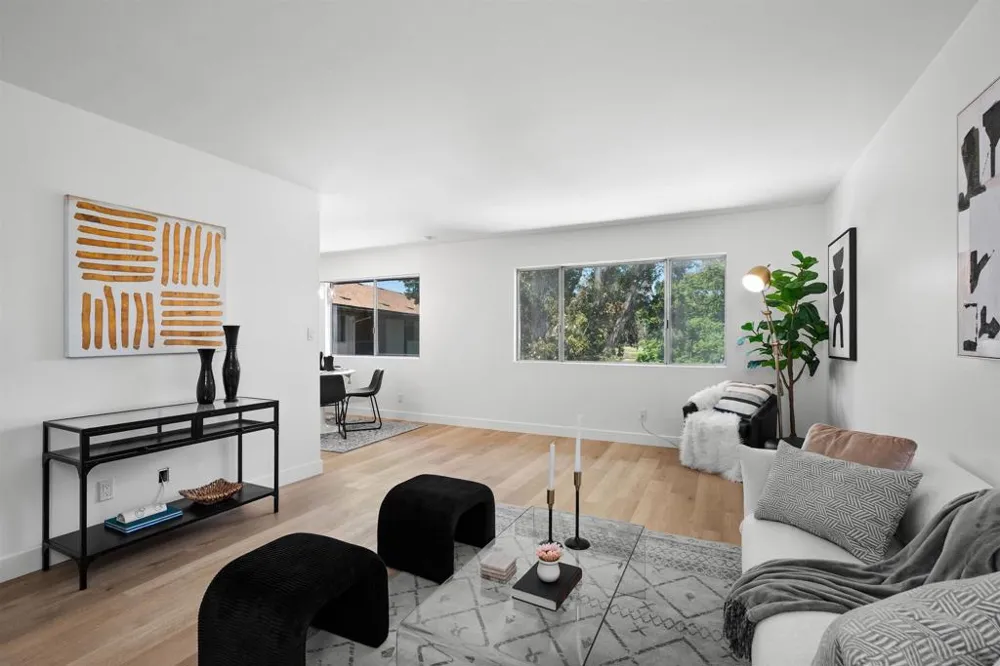 4095 Bonita Road #222 Bonita, CA 91902