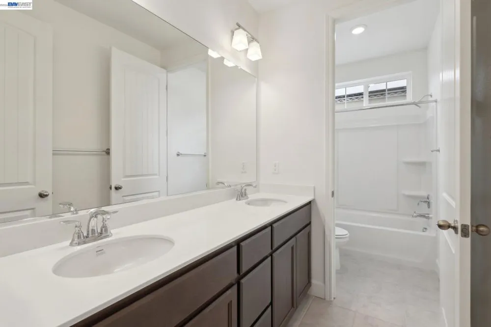 216 Mindy Way Pittsburg, CA 94565