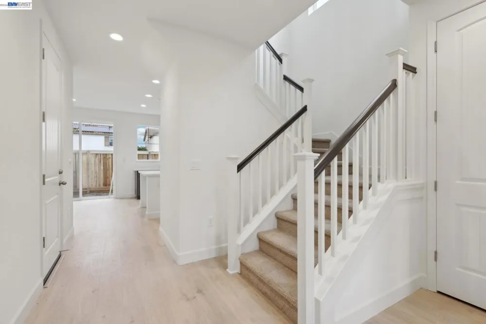 216 Mindy Way Pittsburg, CA 94565