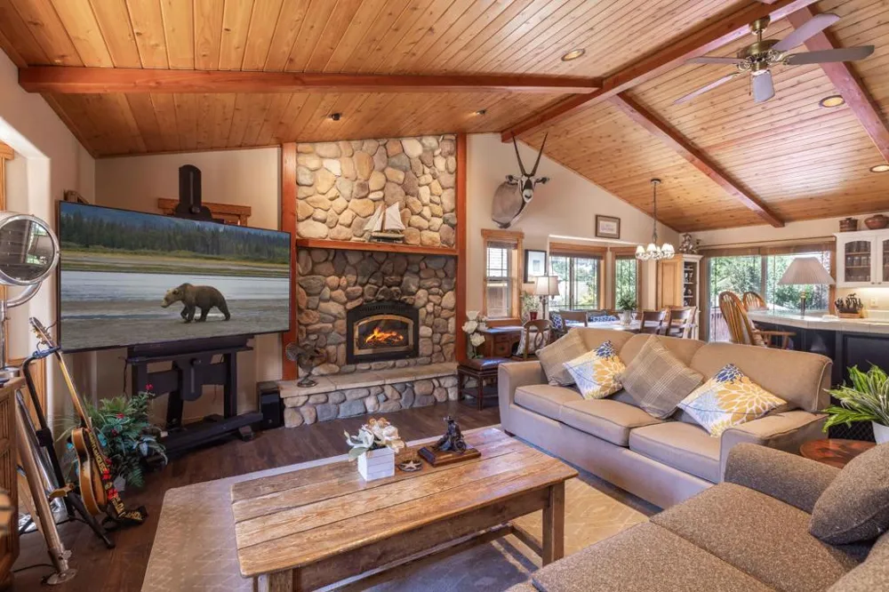 1325 E Big Bear Boulevard Big Bear, CA 92314