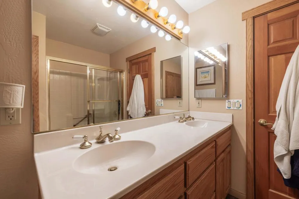 1325 E Big Bear Boulevard Big Bear, CA 92314