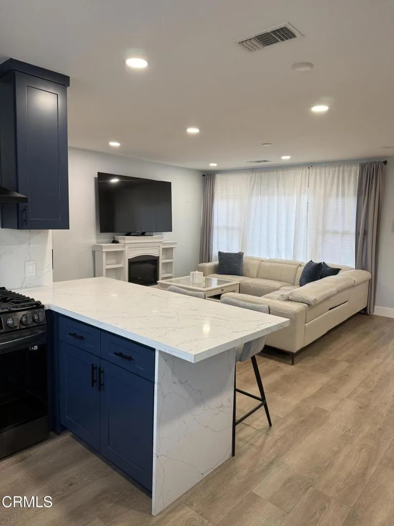 1075 Chevron Court Pasadena, CA 91103