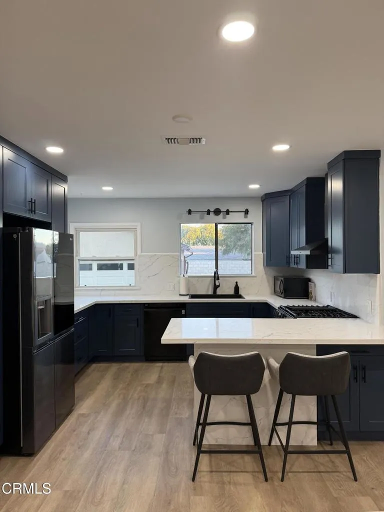 1075 Chevron Court Pasadena, CA 91103