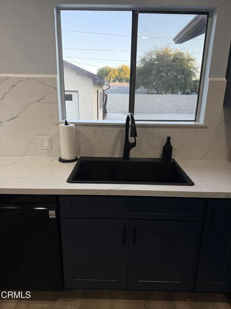 1075 Chevron Court Pasadena, CA 91103