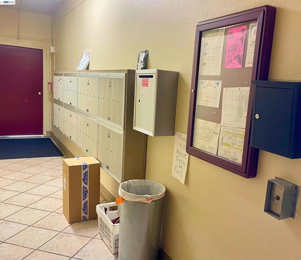16006 E.14th Street #204 San Leandro, CA 94578