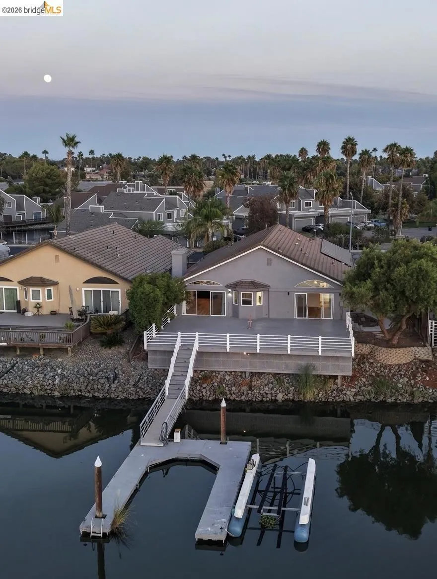1650 Riverlake Rd Discovery Bay, CA 94505