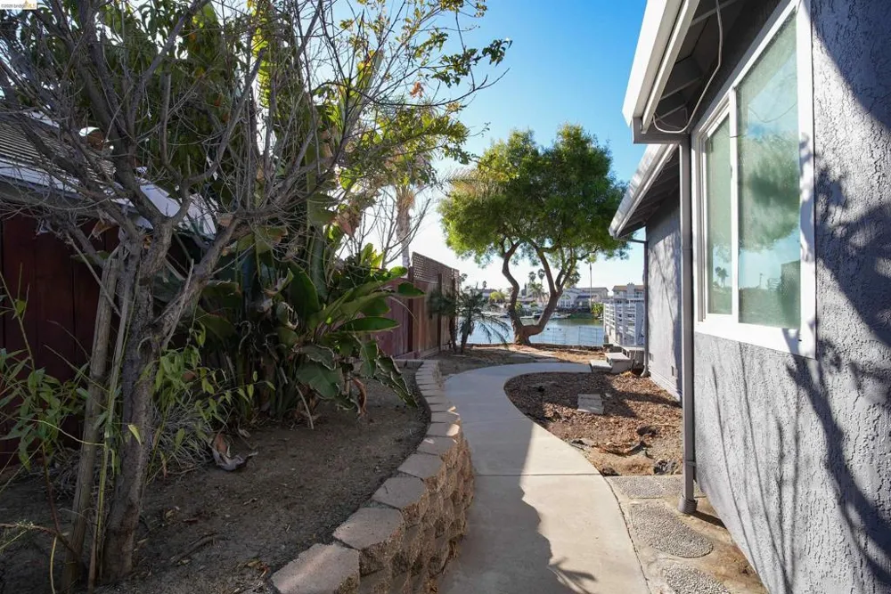 1650 Riverlake Rd Discovery Bay, CA 94505