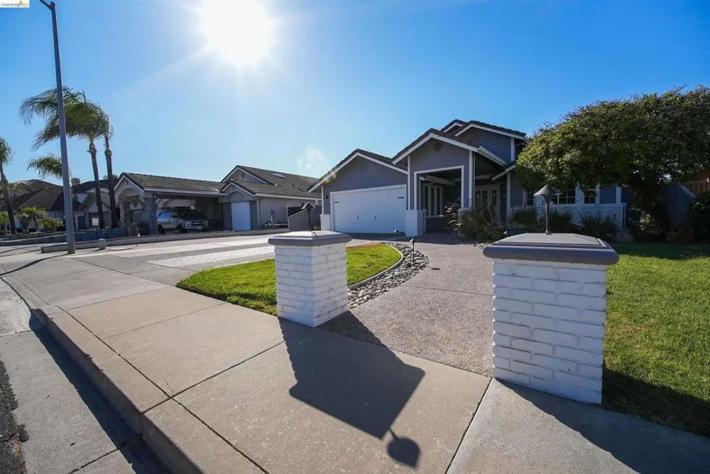 1650 Riverlake Rd Discovery Bay, CA 94505