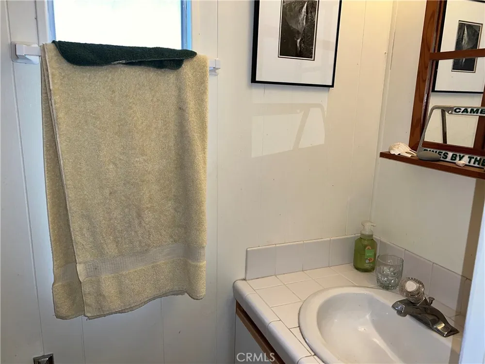 1226 Main Street #11 Cambria, CA 93428