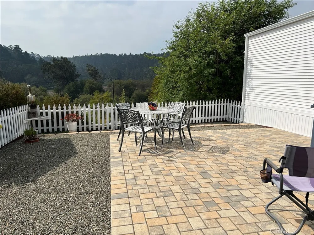 1226 Main Street #11 Cambria, CA 93428