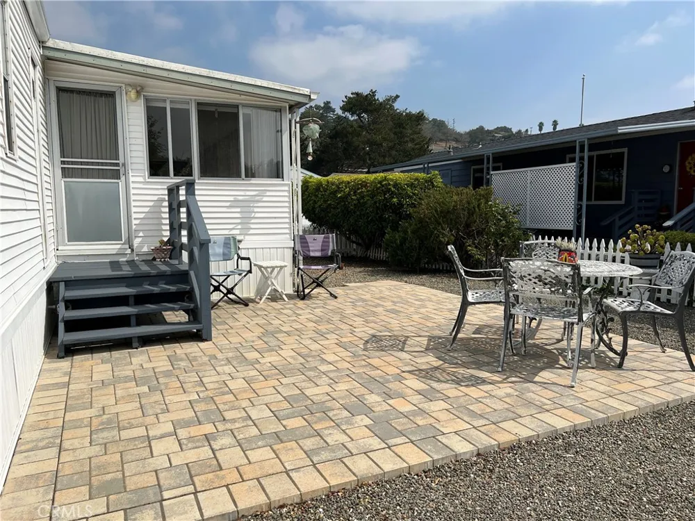 1226 Main Street #11 Cambria, CA 93428