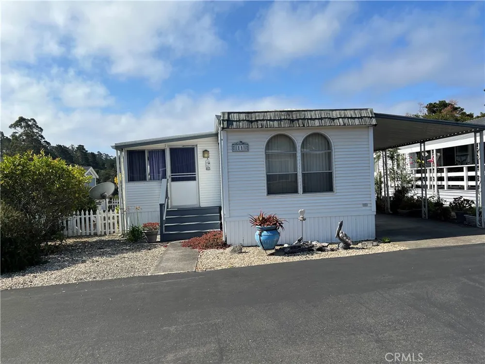 1226 Main Street #11 Cambria, CA 93428