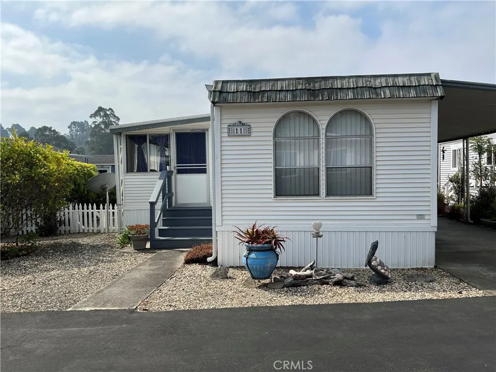 1226 Main Street #11 Cambria, CA 93428