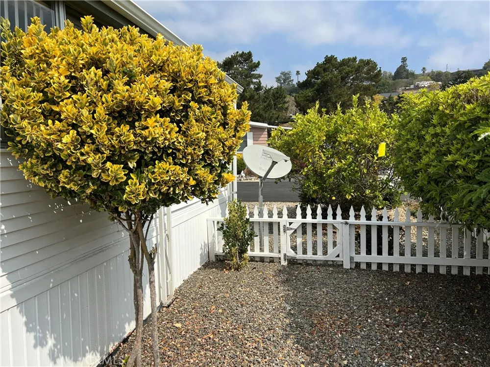 1226 Main Street #11 Cambria, CA 93428