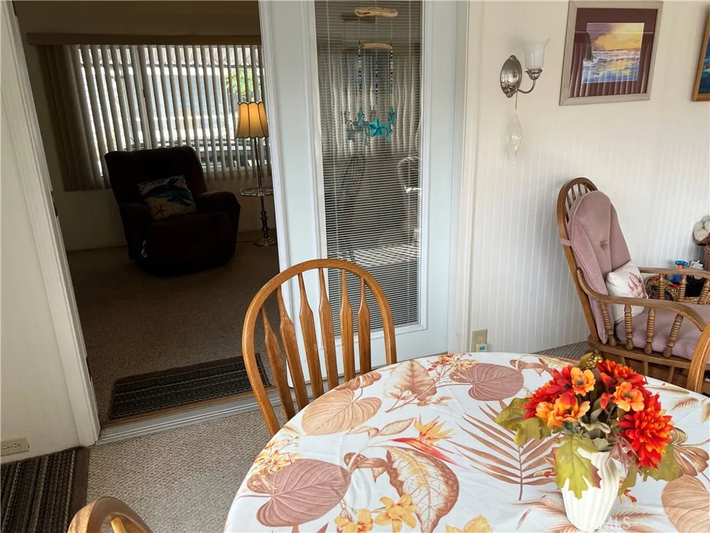 1226 Main Street #11 Cambria, CA 93428