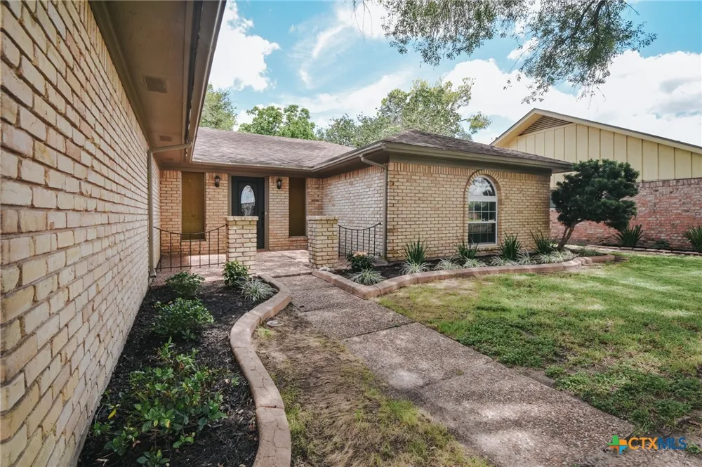 206 Gettysburg Drive Victoria, TX 77904