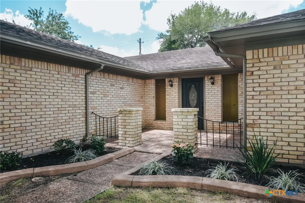 206 Gettysburg Drive Victoria, TX 77904