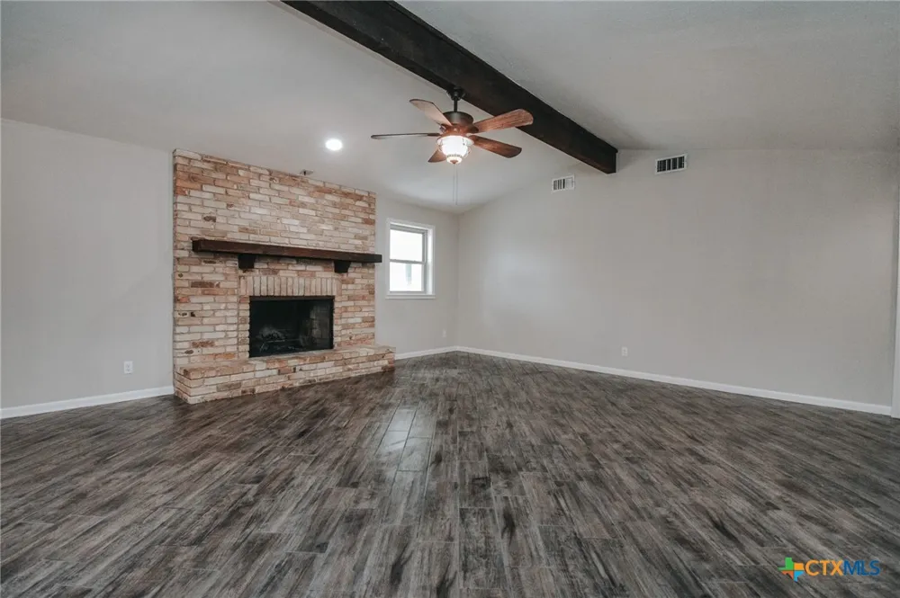 206 Gettysburg Drive Victoria, TX 77904