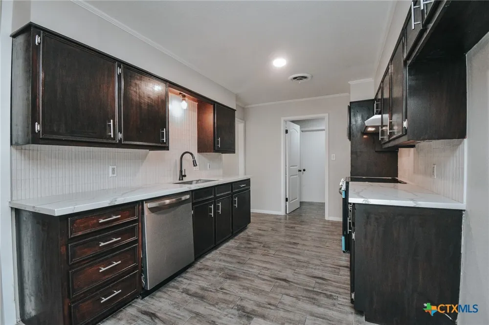 206 Gettysburg Drive Victoria, TX 77904