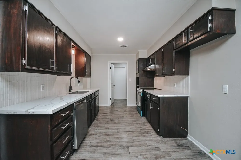 206 Gettysburg Drive Victoria, TX 77904