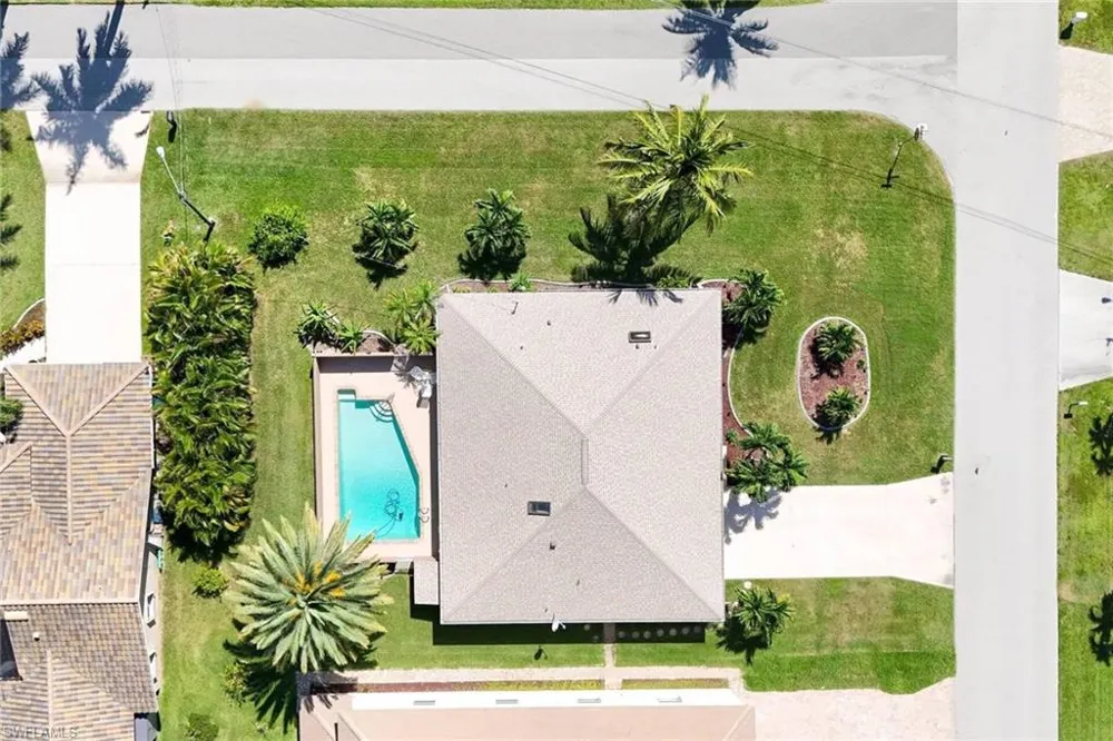 901 SW 51st Terrace Cape Coral, FL 33914