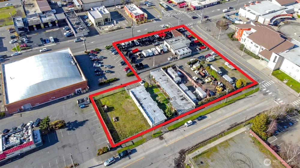 418 Central Avenue Kent, WA 98032