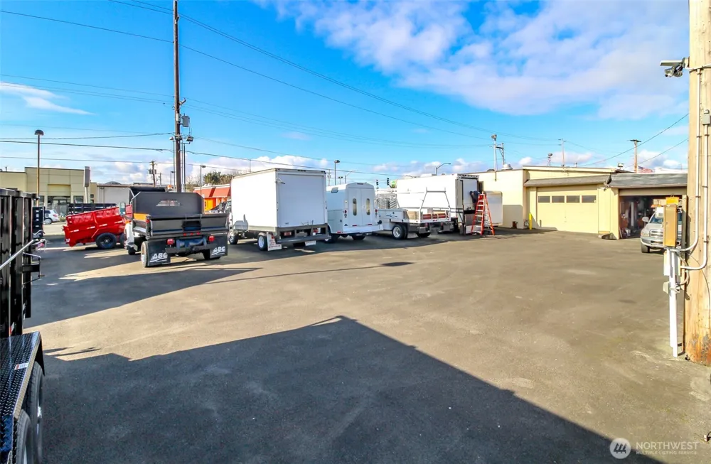 418 Central Avenue Kent, WA 98032