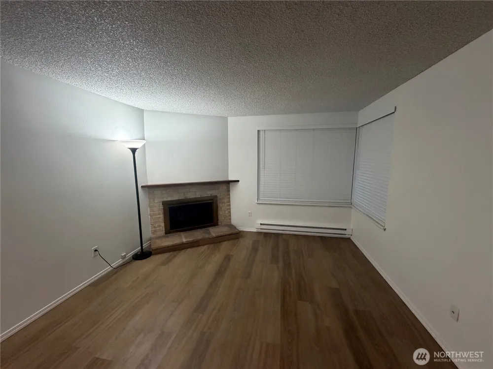 516 S 325th Street #20H Federal Way, WA 98003