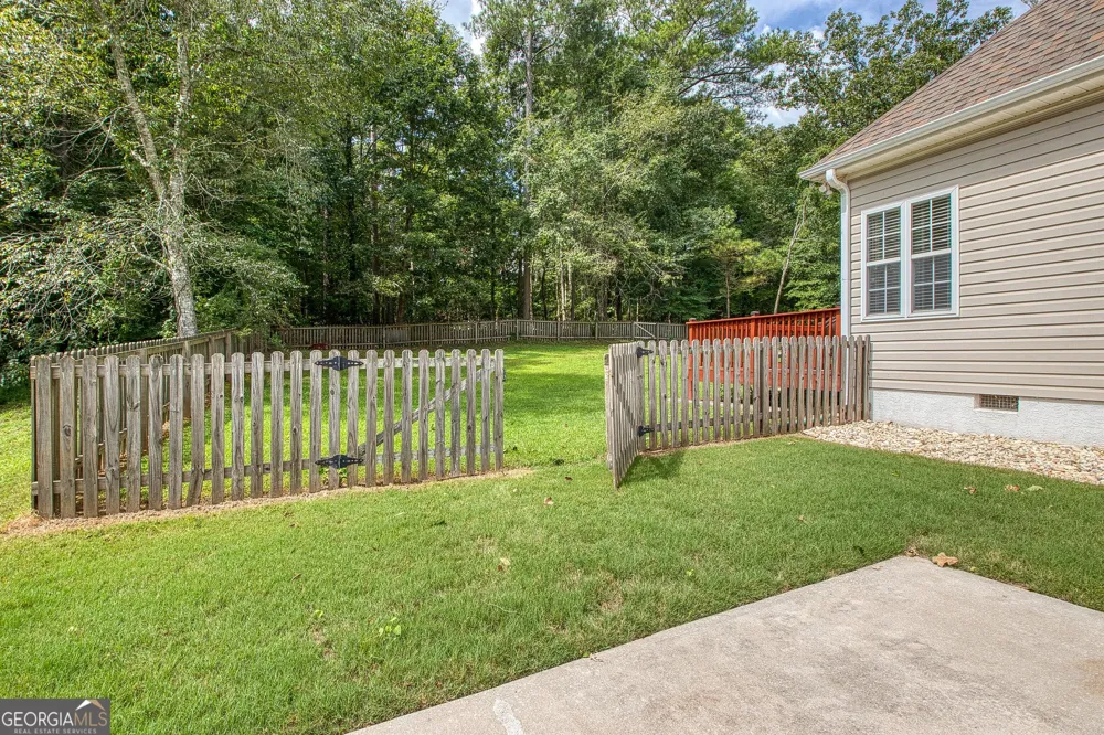 110 Lyndhurst WAY Sharpsburg, GA 30277