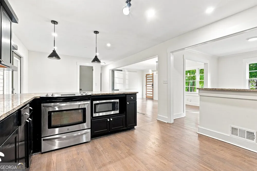 5012 Tilly Mill RD Atlanta, GA 30338