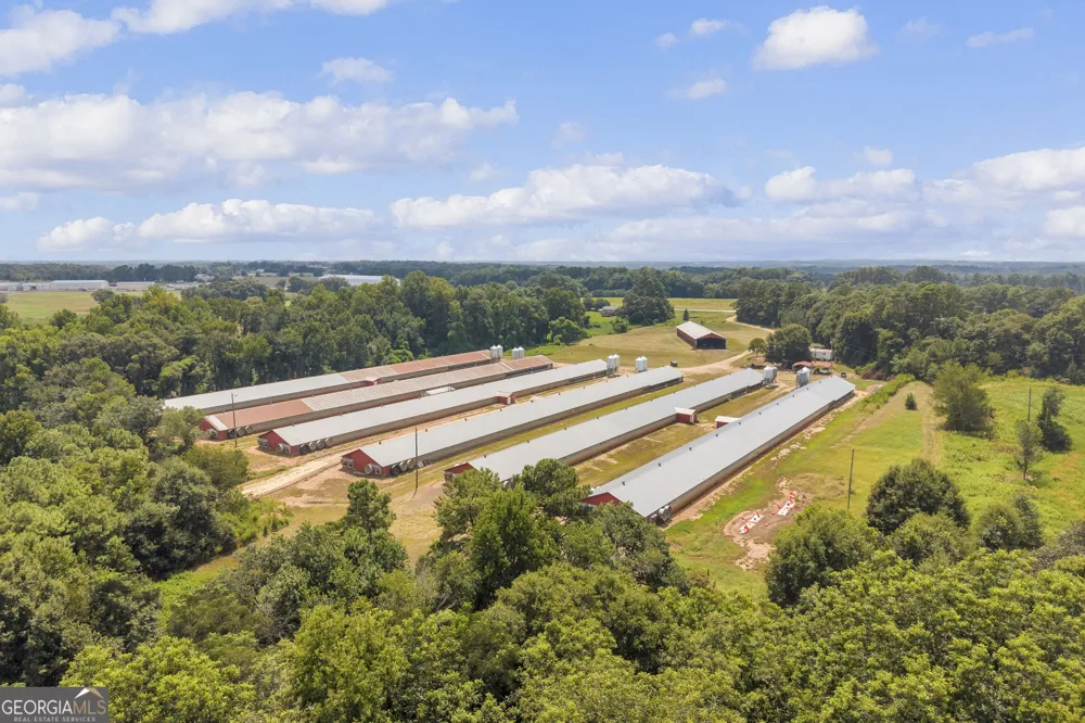 4281 Airline Goldmine RD Canon, GA 30520