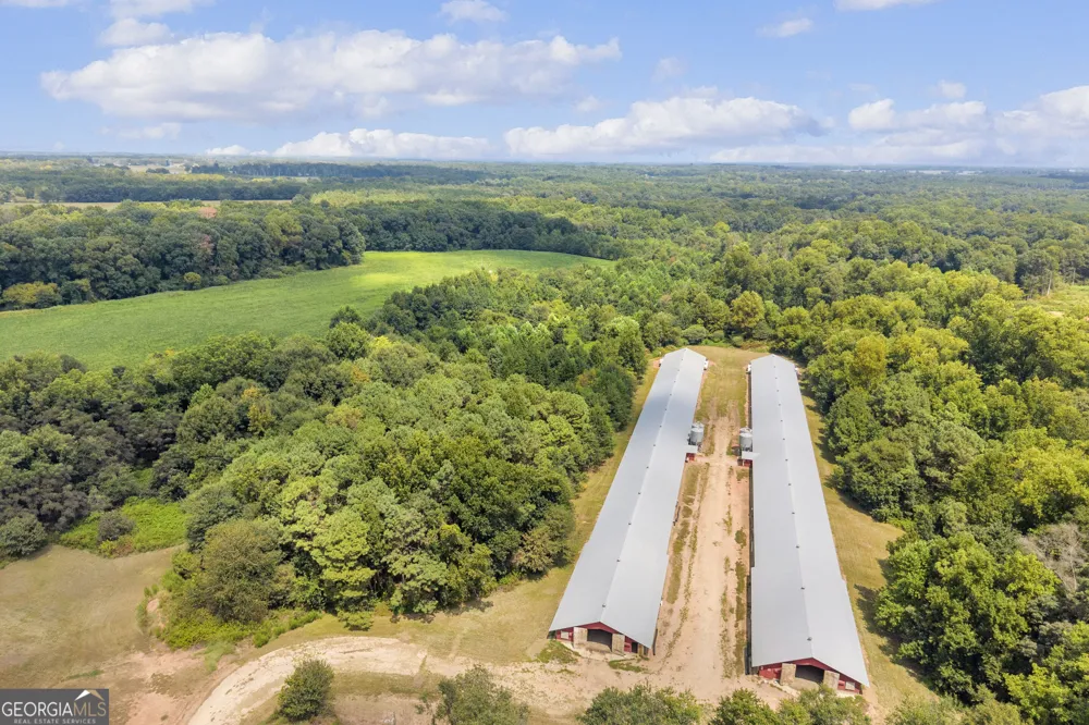 4281 Airline Goldmine RD Canon, GA 30520