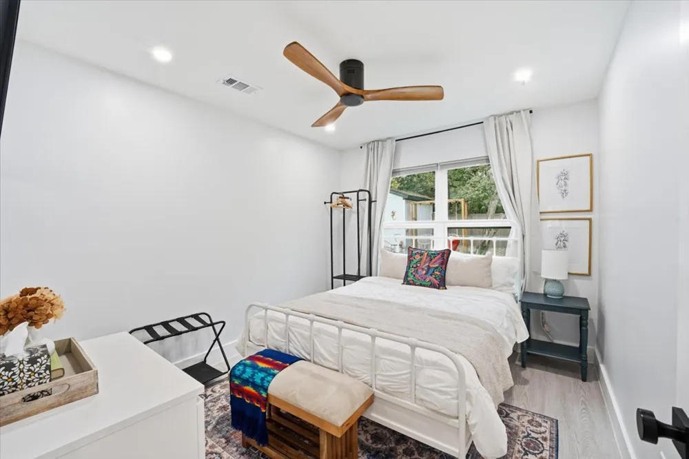 1001 W Oltorf Street Austin, TX 78704