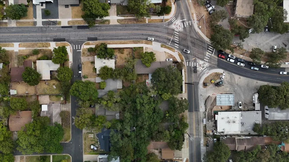 1001 W Oltorf Street Austin, TX 78704