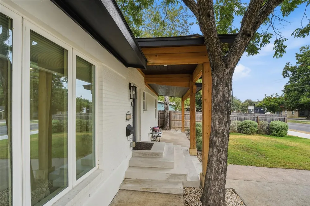 1001 W Oltorf Street Austin, TX 78704