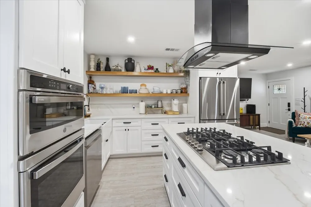 1001 W Oltorf Street Austin, TX 78704