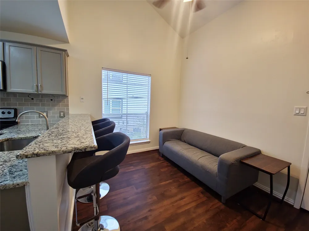 2313 Longview Street #205 Austin, TX 78705
