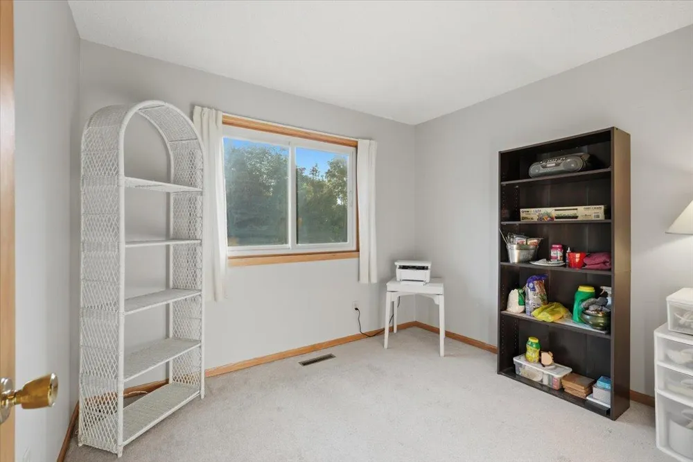 558 Hyde Avenue Mahtomedi, MN 55115