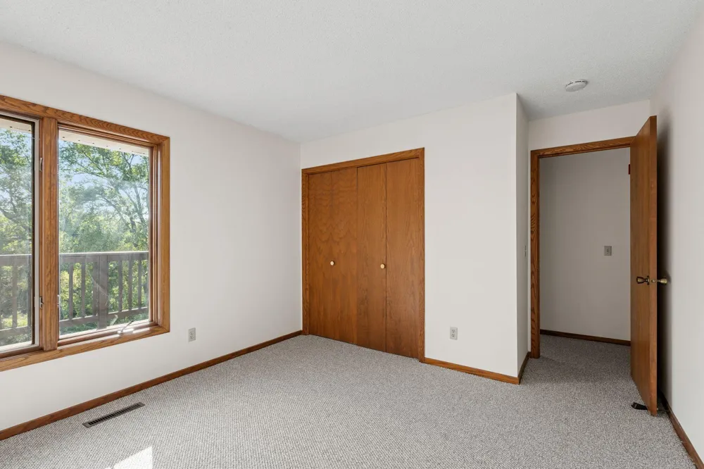 4165 Hilltop Point #204 Eagan, MN 55123