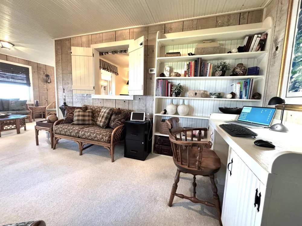 38675 Wagon Trail Loop Battle Lake, MN 56515