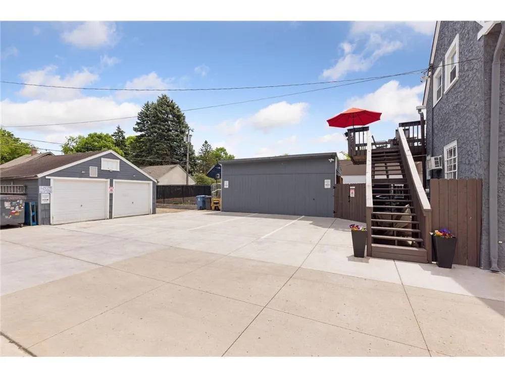 4935 34th Avenue S Minneapolis, MN 55417