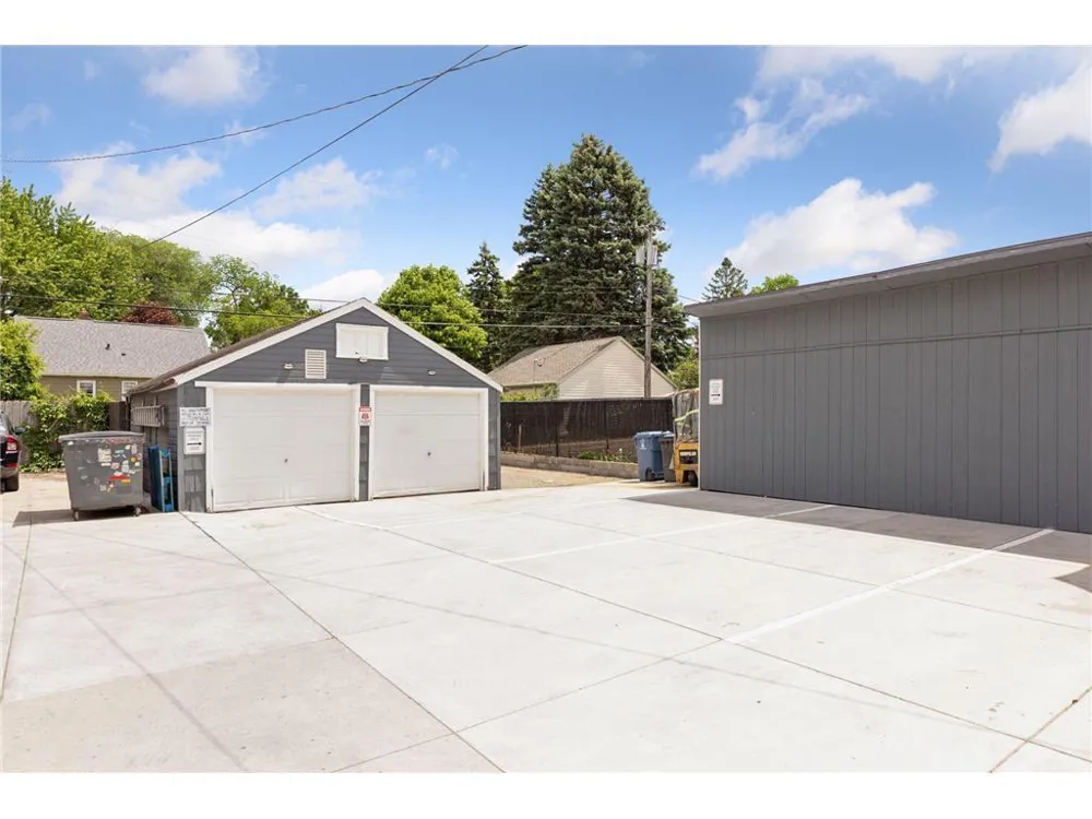 4935 34th Avenue S Minneapolis, MN 55417