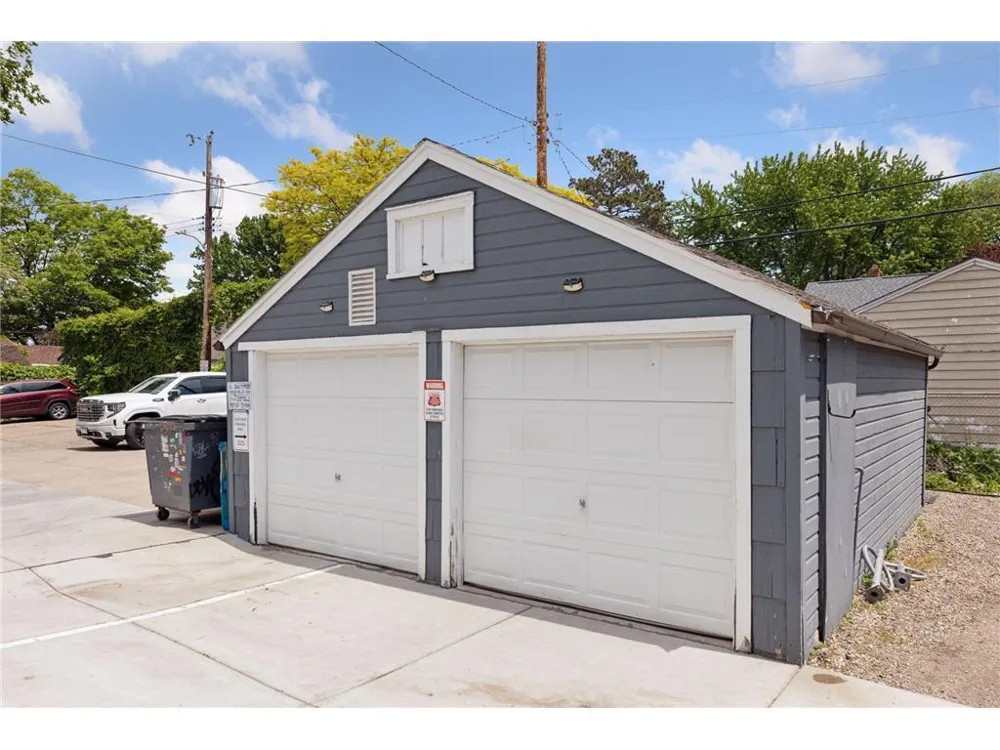 4935 34th Avenue S Minneapolis, MN 55417