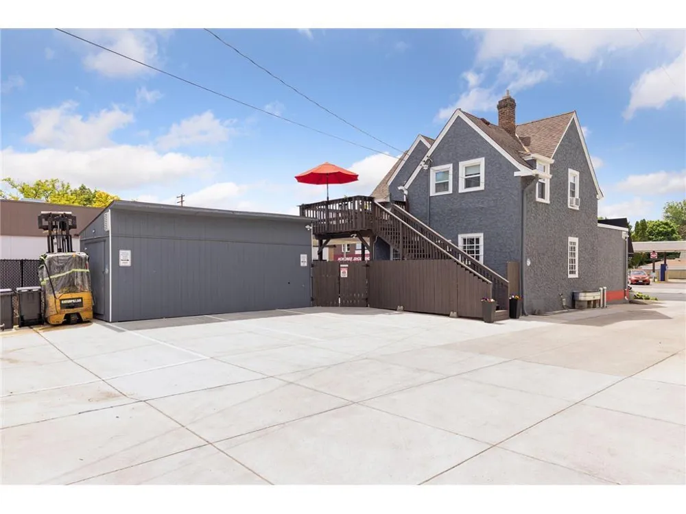 4935 34th Avenue S Minneapolis, MN 55417